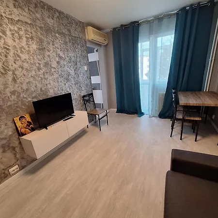 Apartment Dianabythesea Constanta